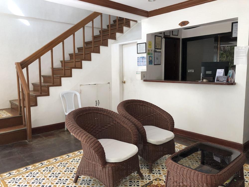 Hey Jude Resort Hotel Balabag  Екстер'єр фото