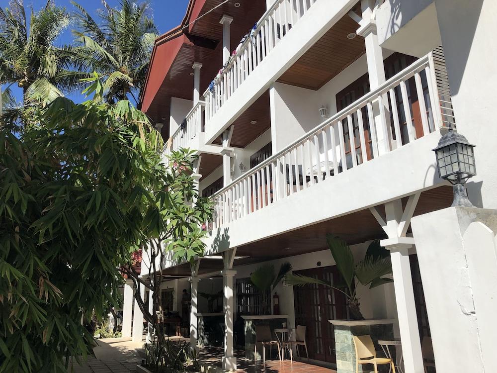Hey Jude Resort Hotel Balabag  Екстер'єр фото