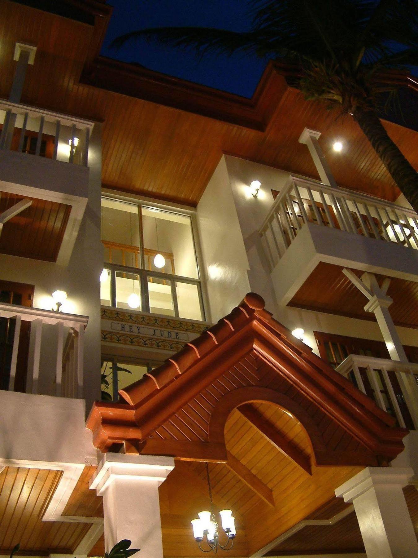 Hey Jude Resort Hotel Balabag  Екстер'єр фото