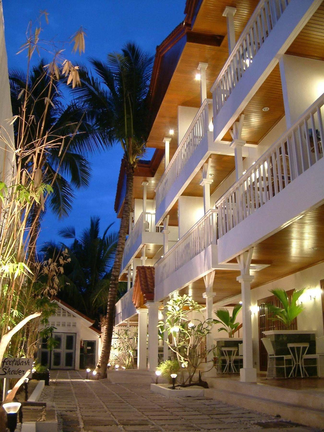 Hey Jude Resort Hotel Balabag  Екстер'єр фото