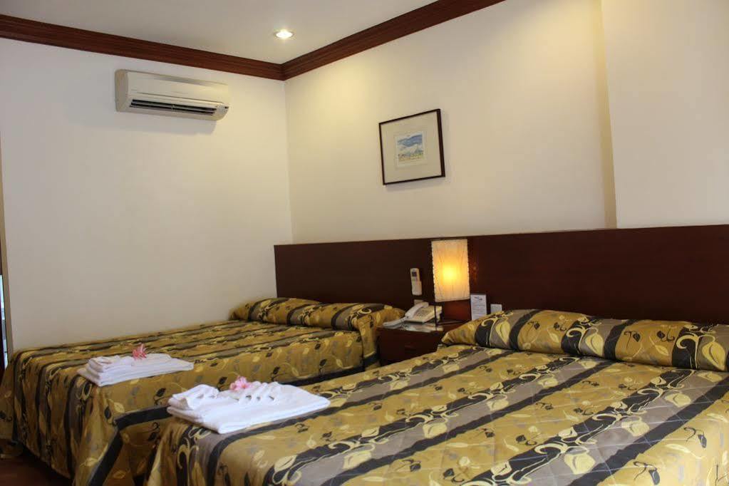 Hey Jude Resort Hotel Balabag  Екстер'єр фото
