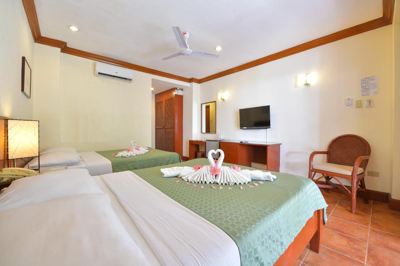 Hey Jude Resort Hotel Balabag  Екстер'єр фото